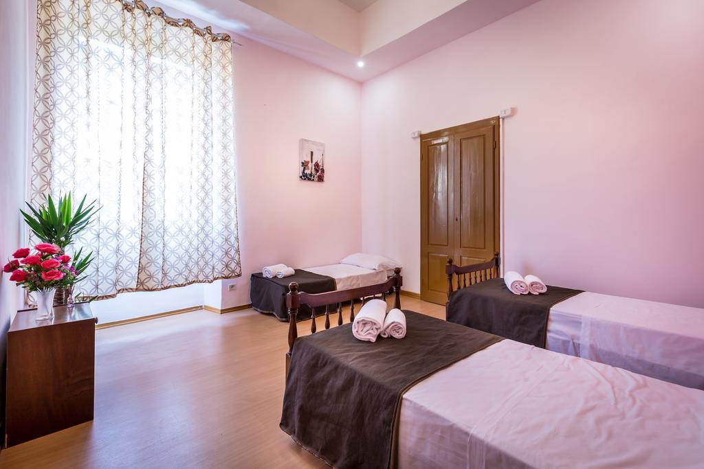 Rooms77 Centro Storico Affittacamere